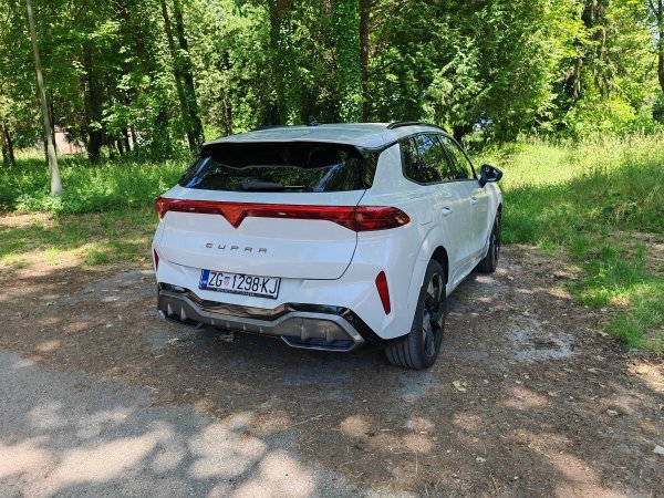 Cupra Terramar 1.5 e-Hybrid 150 kW