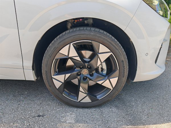 Cupra Terramar 1.5 e-Hybrid 150 kW
