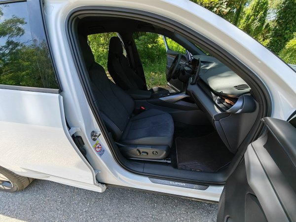 Cupra Terramar 1.5 e-Hybrid 150 kW