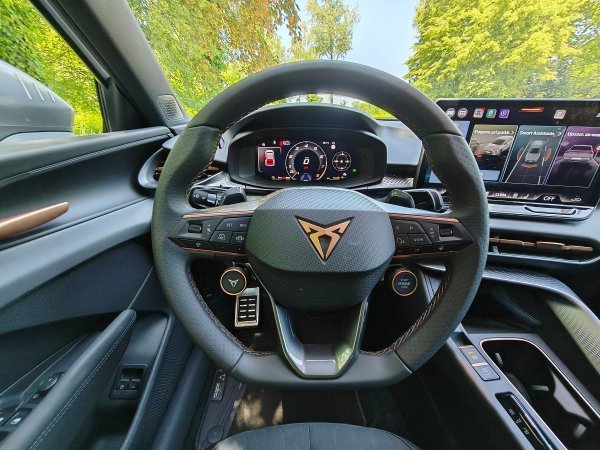 Cupra Terramar 1.5 e-Hybrid 150 kW