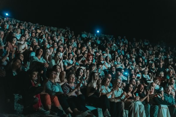 Publika je svaki ton proživjela s njom