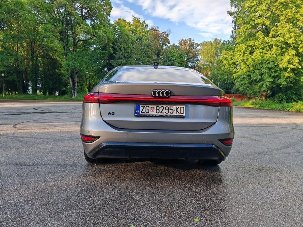 Audi A6 Sportback e-tron performance Edition