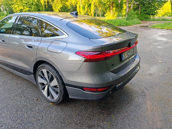 Audi A6 Sportback e-tron performance Edition