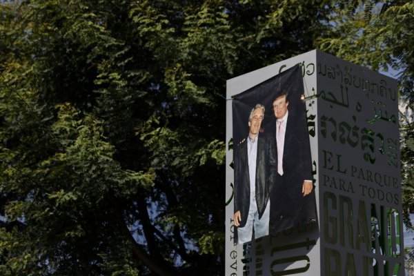 Donald Trump, Jeffrey Epstein