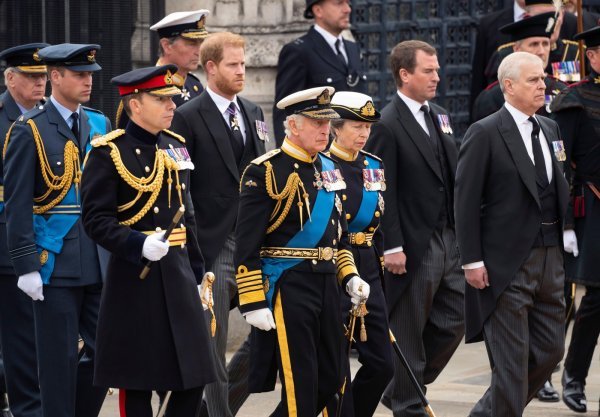 Princ William, princ Harry, Peter Phillips