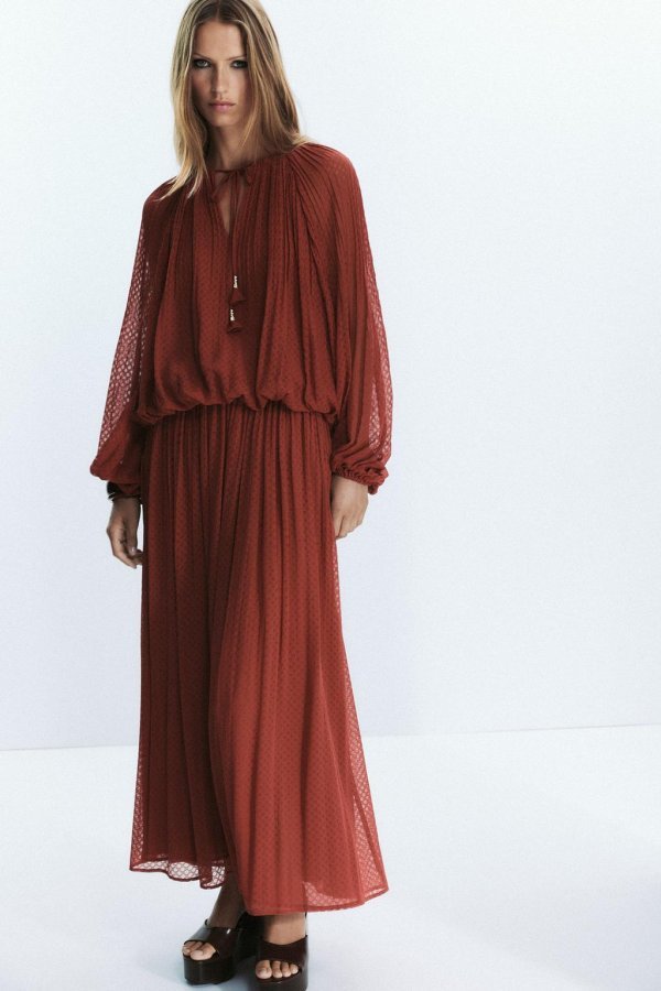Komplet boho bluze i plisirane suknje (27,95 i 35,95 eura)