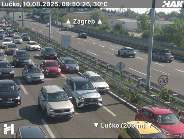 Prometna kamera na naplatnoj postaji Lučko.