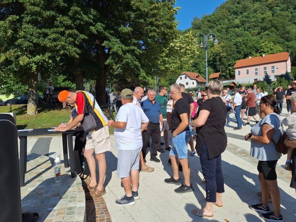 Prosvjed u Pregradi