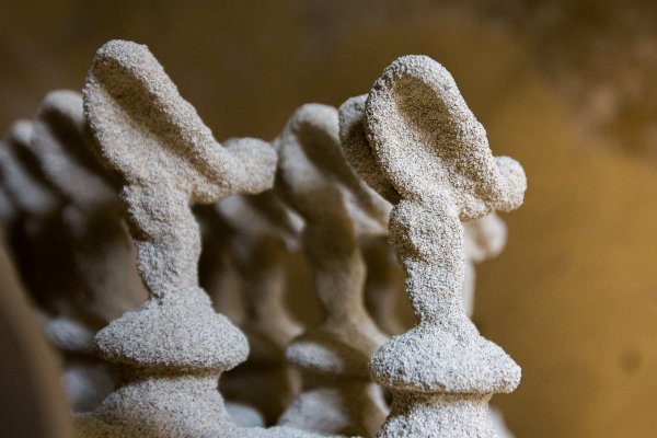 PROCES LIJEVANJA VOSKA 'SPIRIT OF ECSTASY' KOMBINIRA METODE I MATERIJALE KOJI DATIRAJU VIŠE OD 5000 GODINA S TEHNOLOGIJOM 21. STOLJEĆA