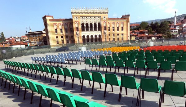 Filmovi se prikazuju i ispred Gradske vijećnice