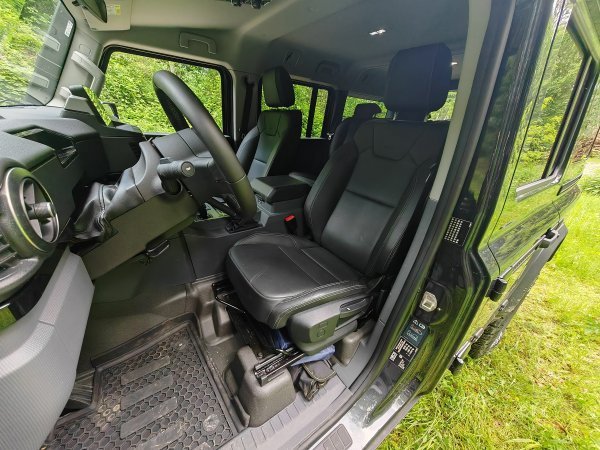 INEOS Grenadier Trialmaster 3.0 Turbo Diesel 8AT SW