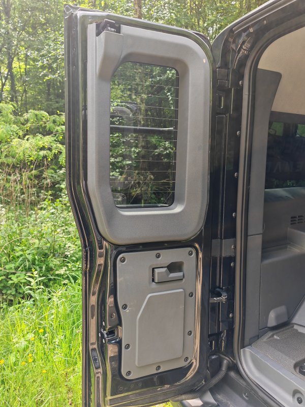 INEOS Grenadier Trialmaster 3.0 Turbo Diesel 8AT SW