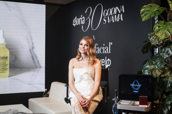 Za nju je vrijeme odavno stalo: Fotka Lejle Filipović u bikiniju ostavlja bez riječi