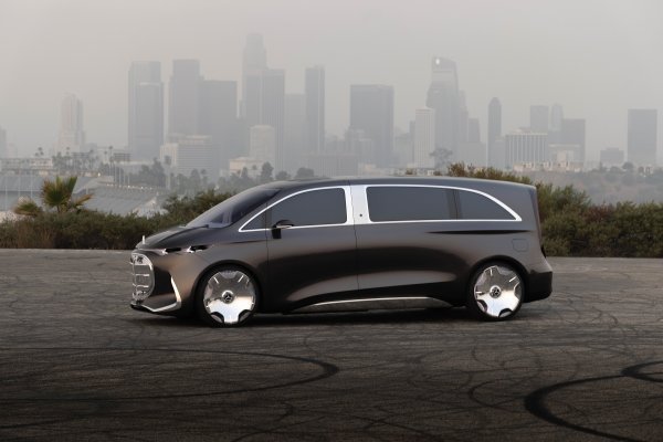 Mercedes-Benzov Vision V izložbeno vozilo