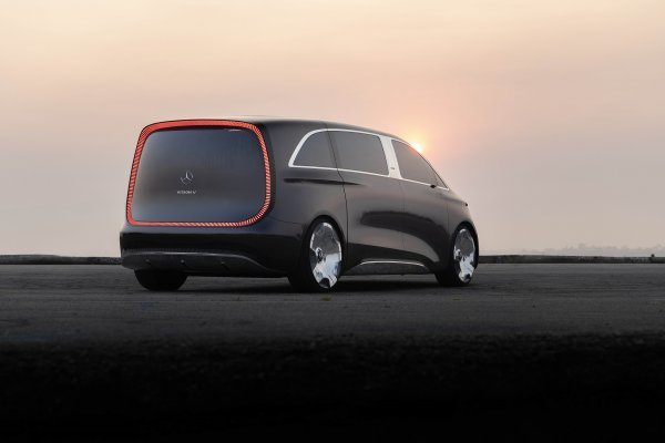 Mercedes-Benzov Vision V izložbeno vozilo