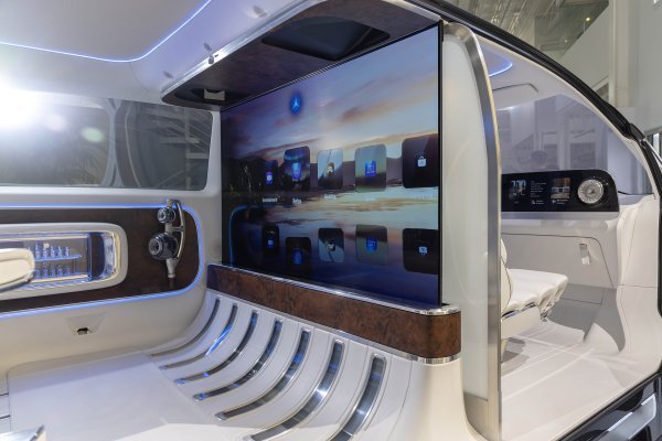 Mercedes-Benzov Vision V izložbeno vozilo