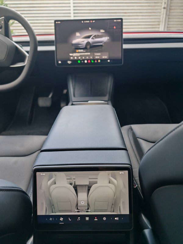 Tesla Model 3 Long Range Rear-Wheel Drive