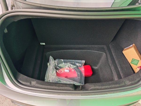 Tesla Model 3 Long Range Rear-Wheel Drive