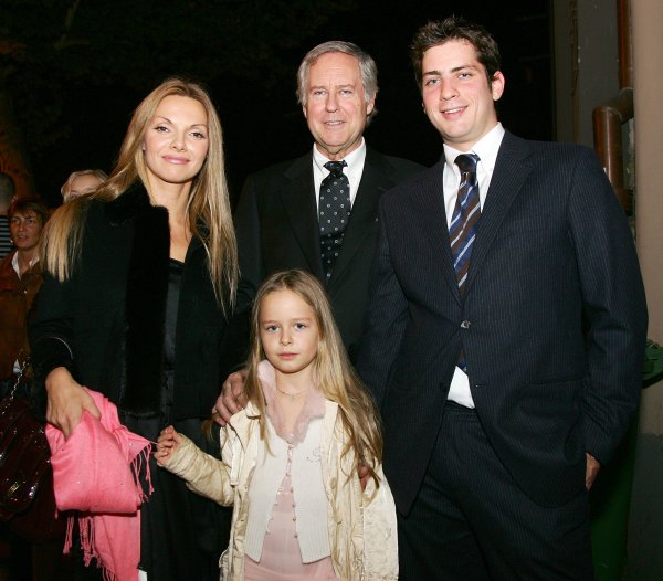 Vlatka Pokos, Josip Radeljak, Lana Radeljak, 2006.