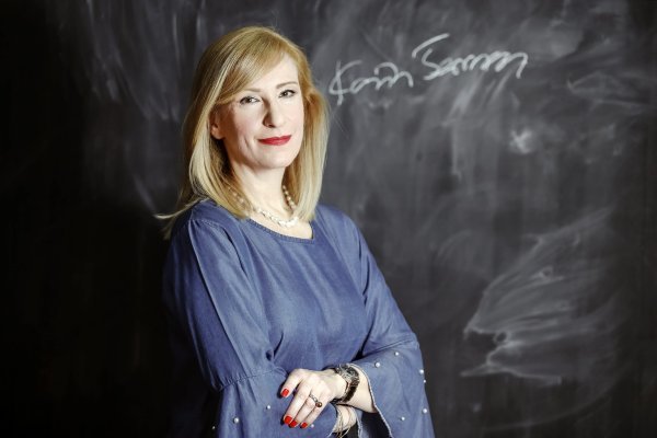 Karin Šerman je redovna profesorica Arhitektonskog fakulteta u trajnom zvanju