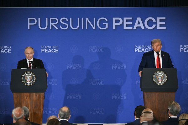 Vladimir Putin i Donald Trump - press konferencija nakon sastanka na Aljasci 16. kolovoza 2025.