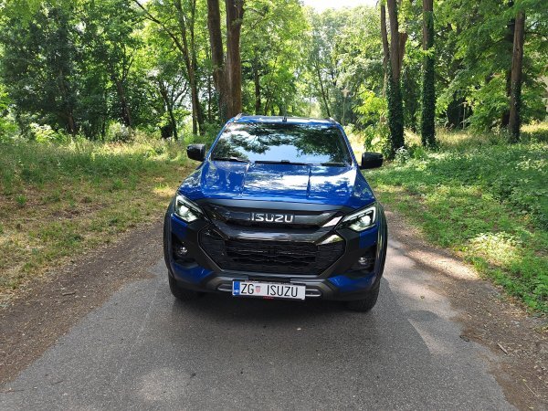 Isuzu D-Max Crew N60 Nitro Sport