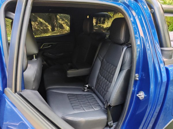 Isuzu D-Max Crew N60 Nitro Sport