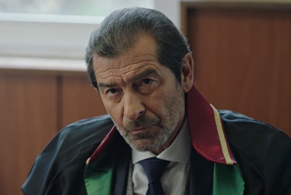 Uğur Polat kao Yekta Tilmen