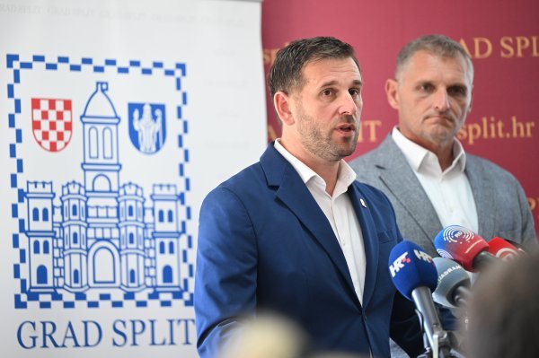 Splitski gradonačelnik Tomislav Šuta i predsjednik Uprave Hrvatskih cesta Ivica Budimir