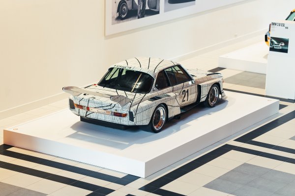 BMW Art Car by Frank Stella: BMW 3.0 CSL (1976.)