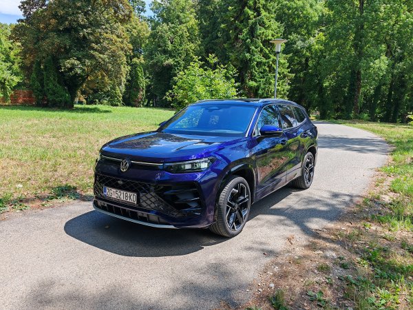 Volkswagen Tayron 1.5 TSI eHybrid DSG R-line Plus