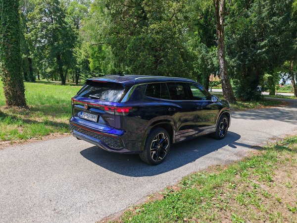 Volkswagen Tayron 1.5 TSI eHybrid DSG R-line Plus