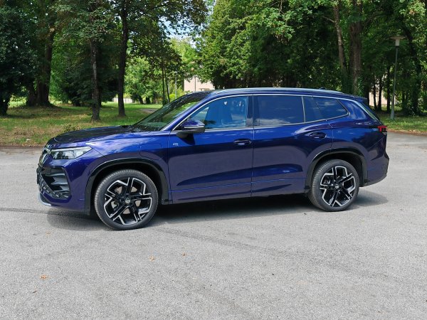 Volkswagen Tayron 1.5 TSI eHybrid DSG R-line Plus