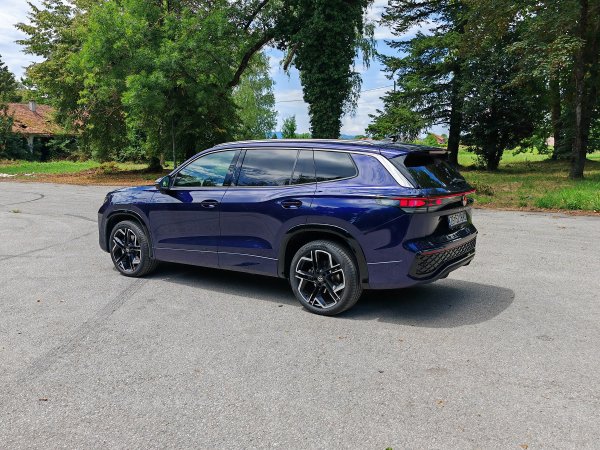 Volkswagen Tayron 1.5 TSI eHybrid DSG R-line Plus