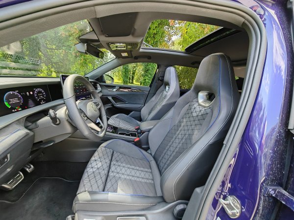 Volkswagen Tayron 1.5 TSI eHybrid DSG R-line Plus