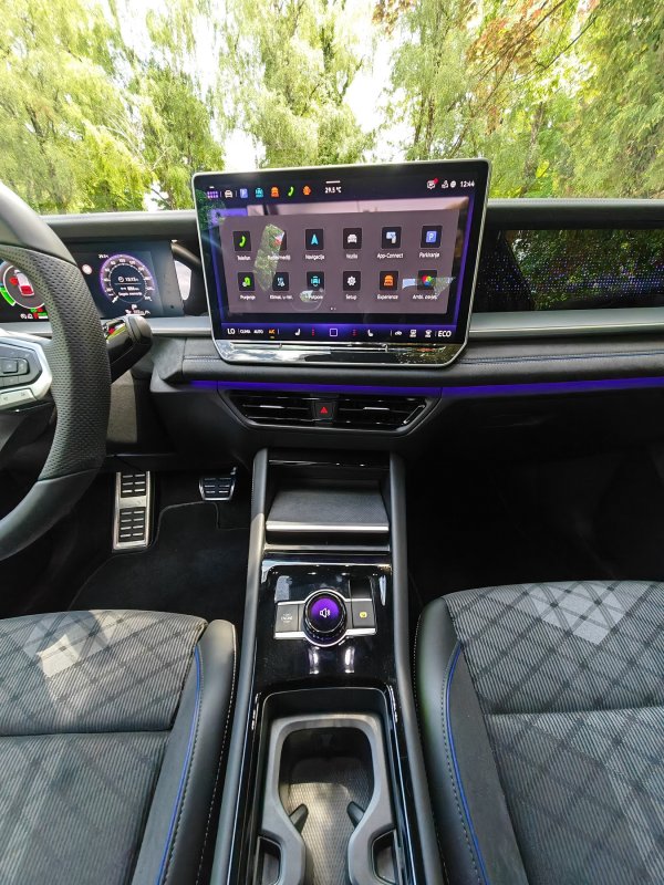 Volkswagen Tayron 1.5 TSI eHybrid DSG R-line Plus