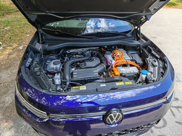 Volkswagen Tayron 1.5 TSI eHybrid DSG R-line Plus