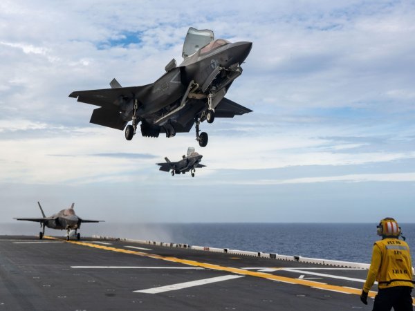 F-35B, slijetanje na nosač aviona