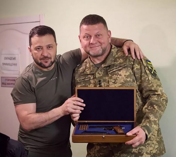 Volodimir Zelenski i Valerij Zalužni