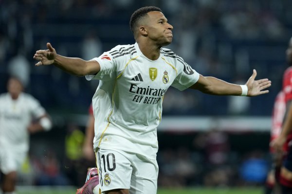 Mbappe oduševljava u dresu Reala: Umalo stigao Cristiana Ronalda