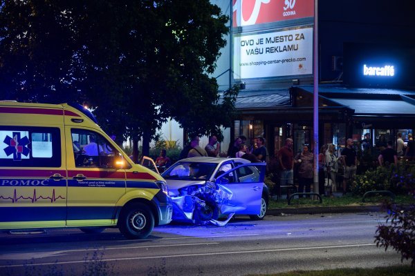 U prometnoj nesreći u Prečkom sudjelovala dva vozila
