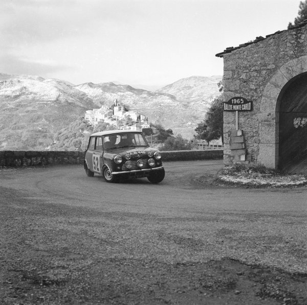 MINI proslavio svoj 66. rođendan: Pobjeda na reliju Monte Carlo 1964.