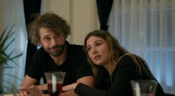 Burse i Mali kao supružnici u seriji 'Leyla'