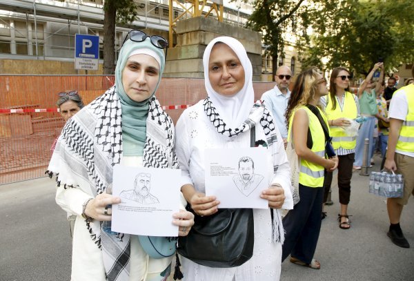 Prosvjedna šetnja HND-a i SNH za solidarnost s kolegama u Gazi