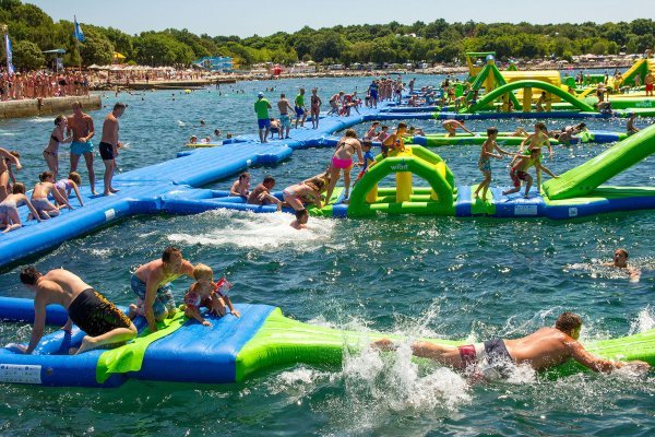 Wibit - plutajući vodeni park