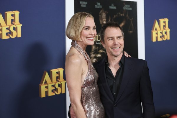 Leslie Bibb i Sam Rockwell