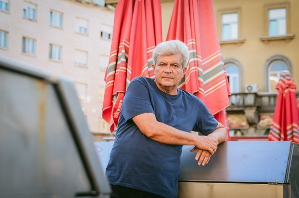 Mitologizacija tendenciozno mijenja poredak stvari i gotovo uvijek služi politici i ideologiji