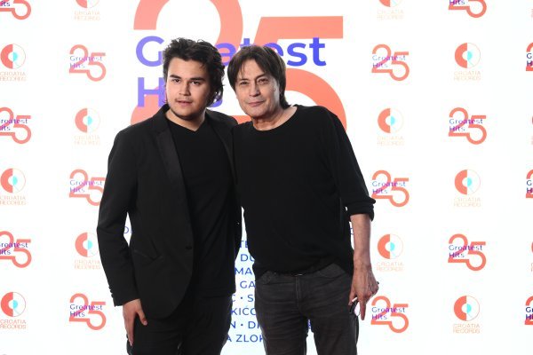 Vlado i Darian Kalember u srpnju na proslavi 78. rođendana Croatia Recordsa