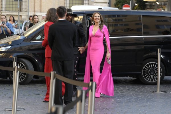 Elizabeth Hurley