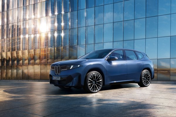 BMW predstavio iX3: Prvi serijski proizvedeni model Neue Klasse